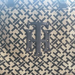 Tommy Hilfiger Purse